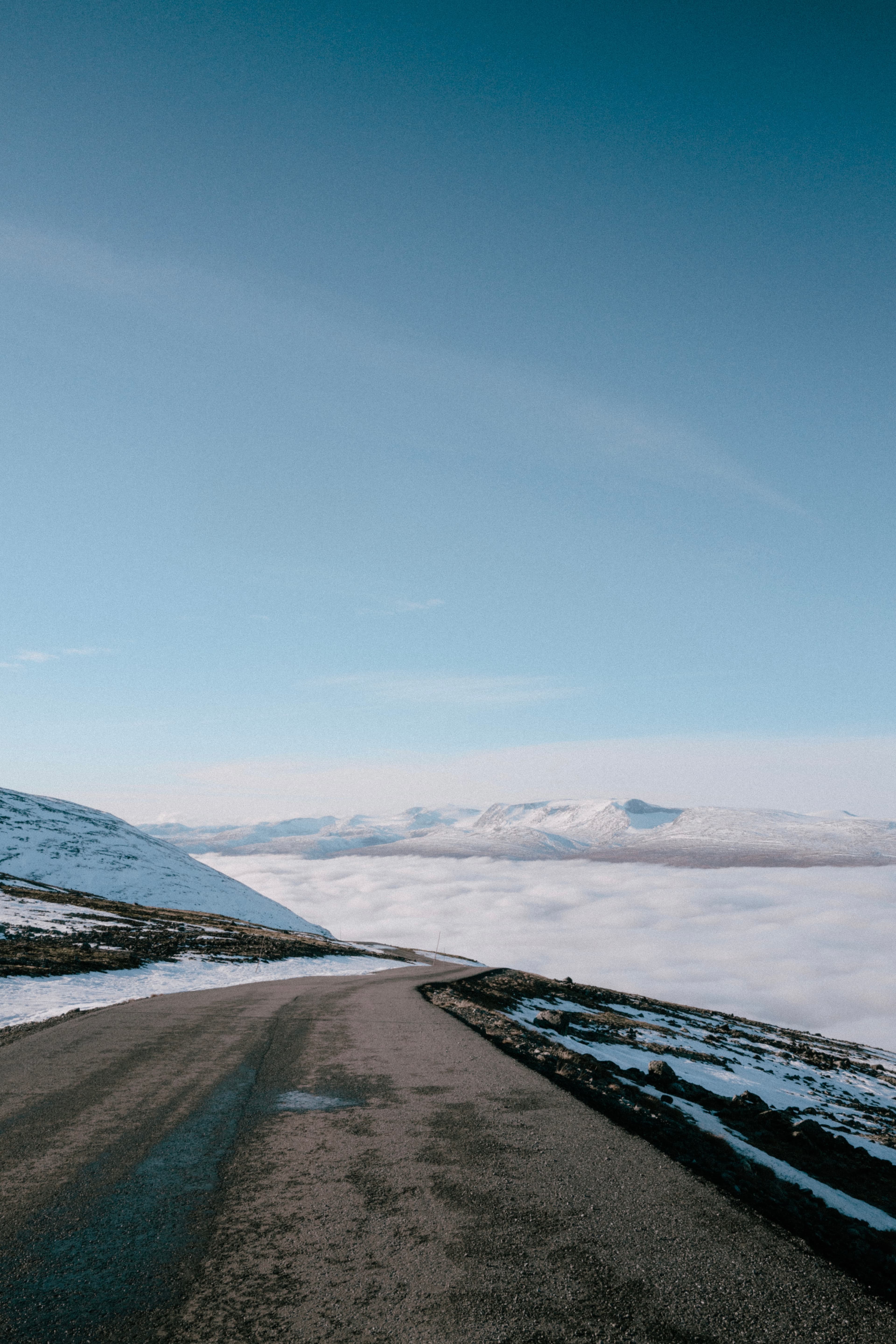 road to galdhøpiggen Norway