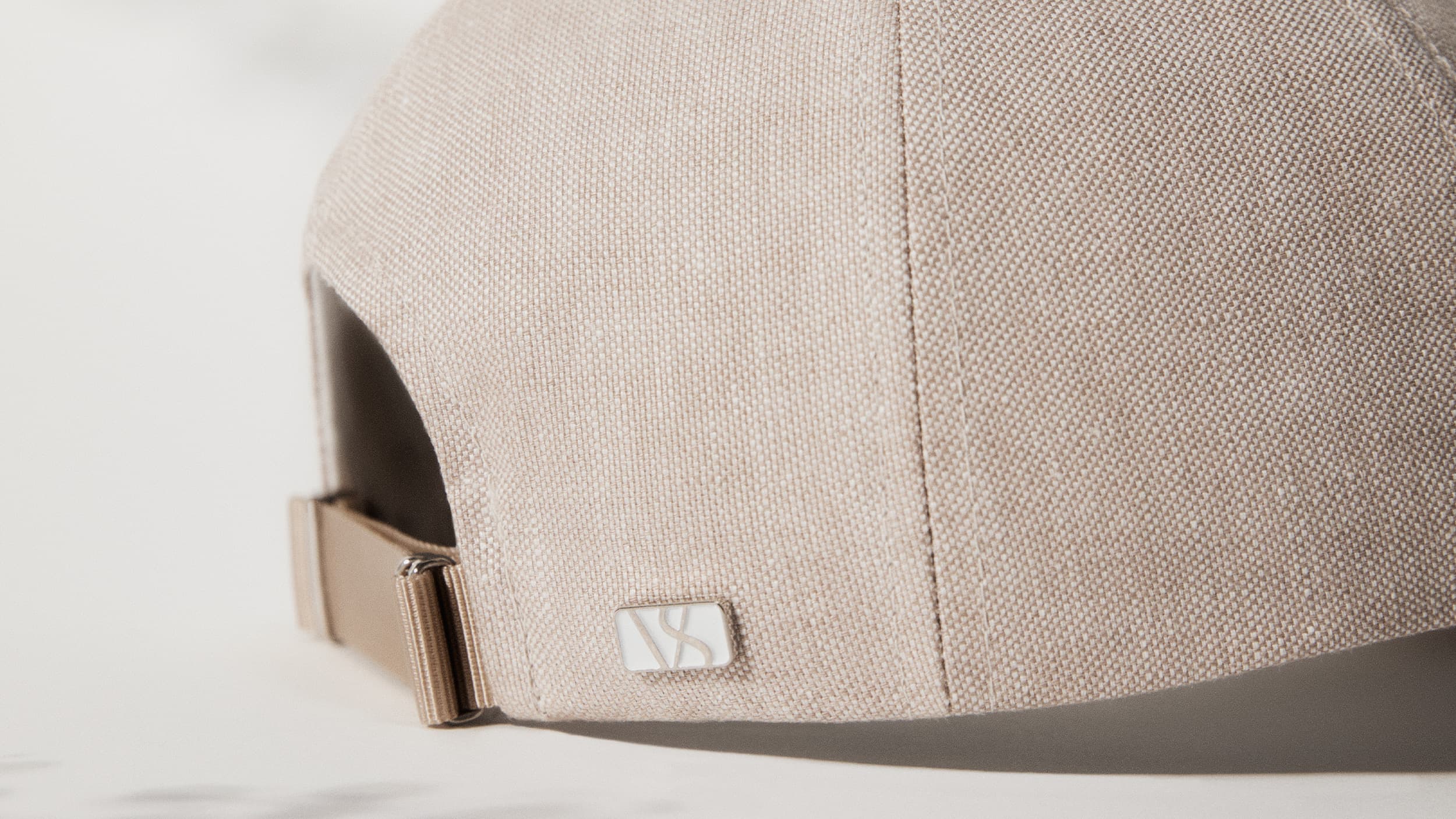 Back view and details of bestseller hampton beige